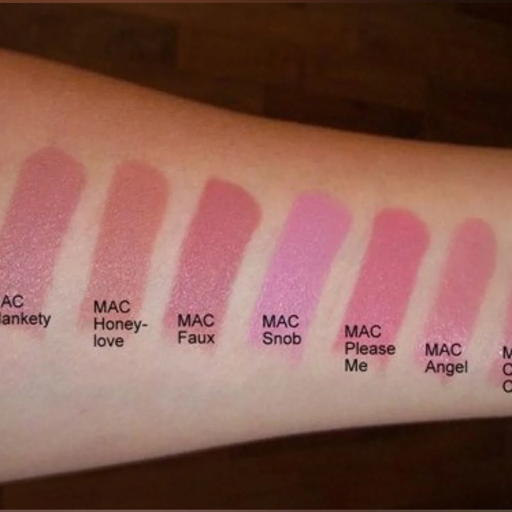 MACximal Silky Matte Lipstick Snob Light Neutral Pink Brand New In Box Full Size